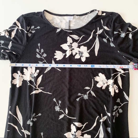 Old navy black floral shirt dress size medium - Picture 4 of 7